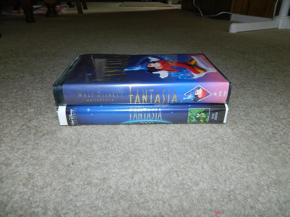 FANTASIA and FANTASIA 2000 LOT of 2 VHS Movies Clamshell Case